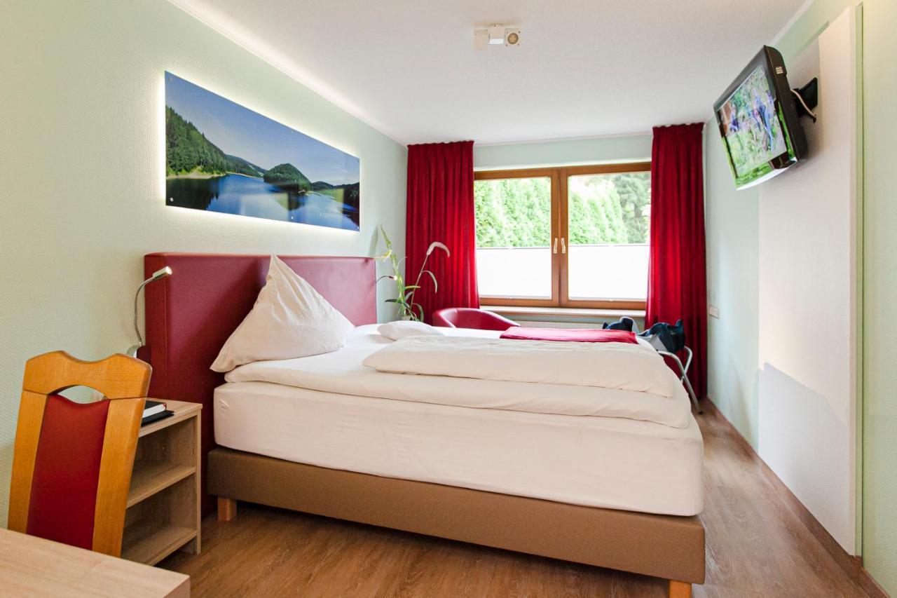 Landgasthof Toennes Wipperfürth Esterno foto