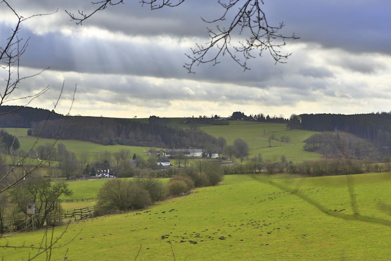 Landgasthof Toennes Wipperfürth Esterno foto